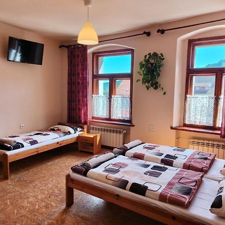 Apartamenty I Pokoje Goscinne "Wacus" Srebrna Góra Dış mekan fotoğraf