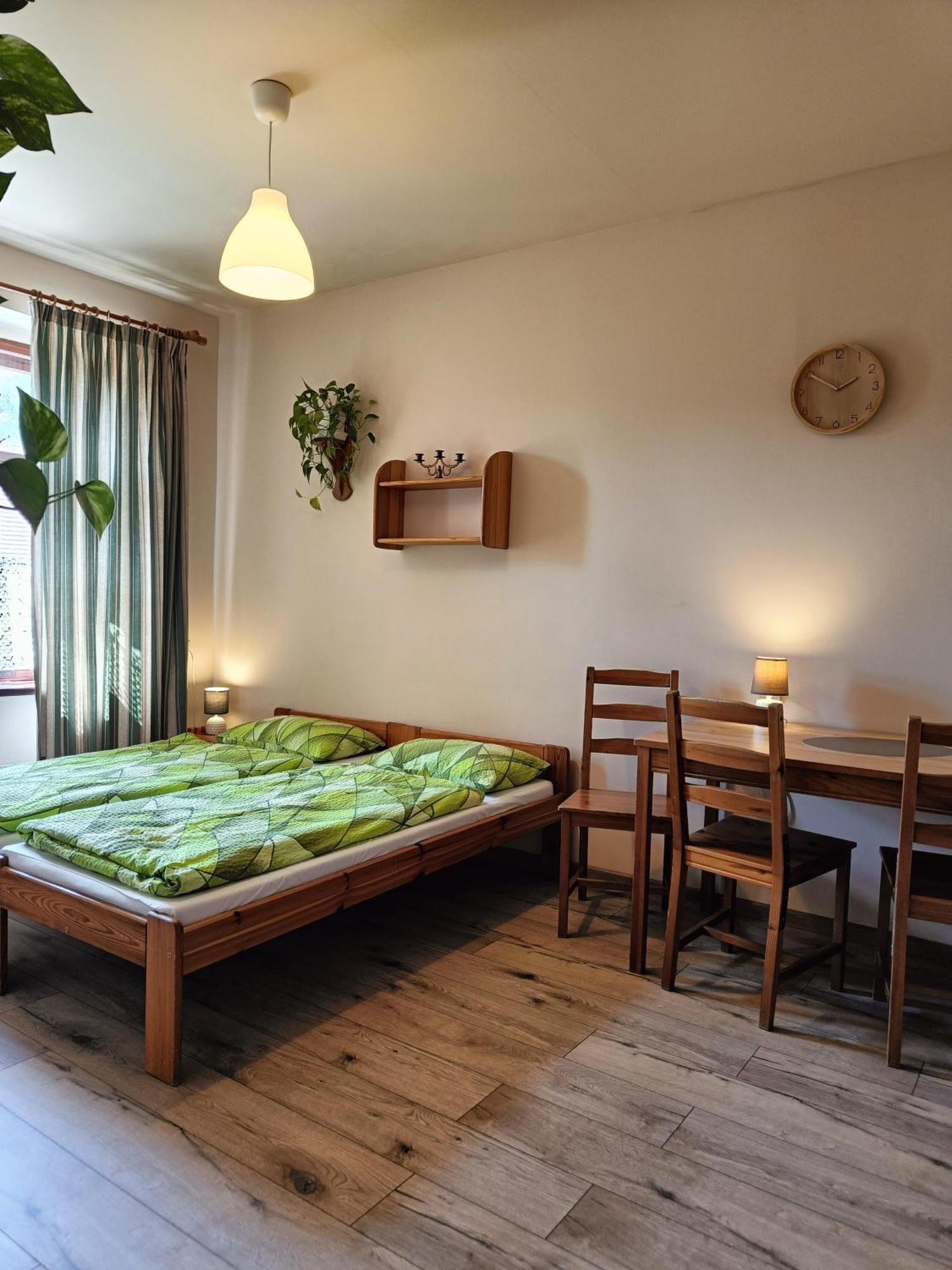 Apartamenty I Pokoje Goscinne "Wacus" Srebrna Góra Dış mekan fotoğraf