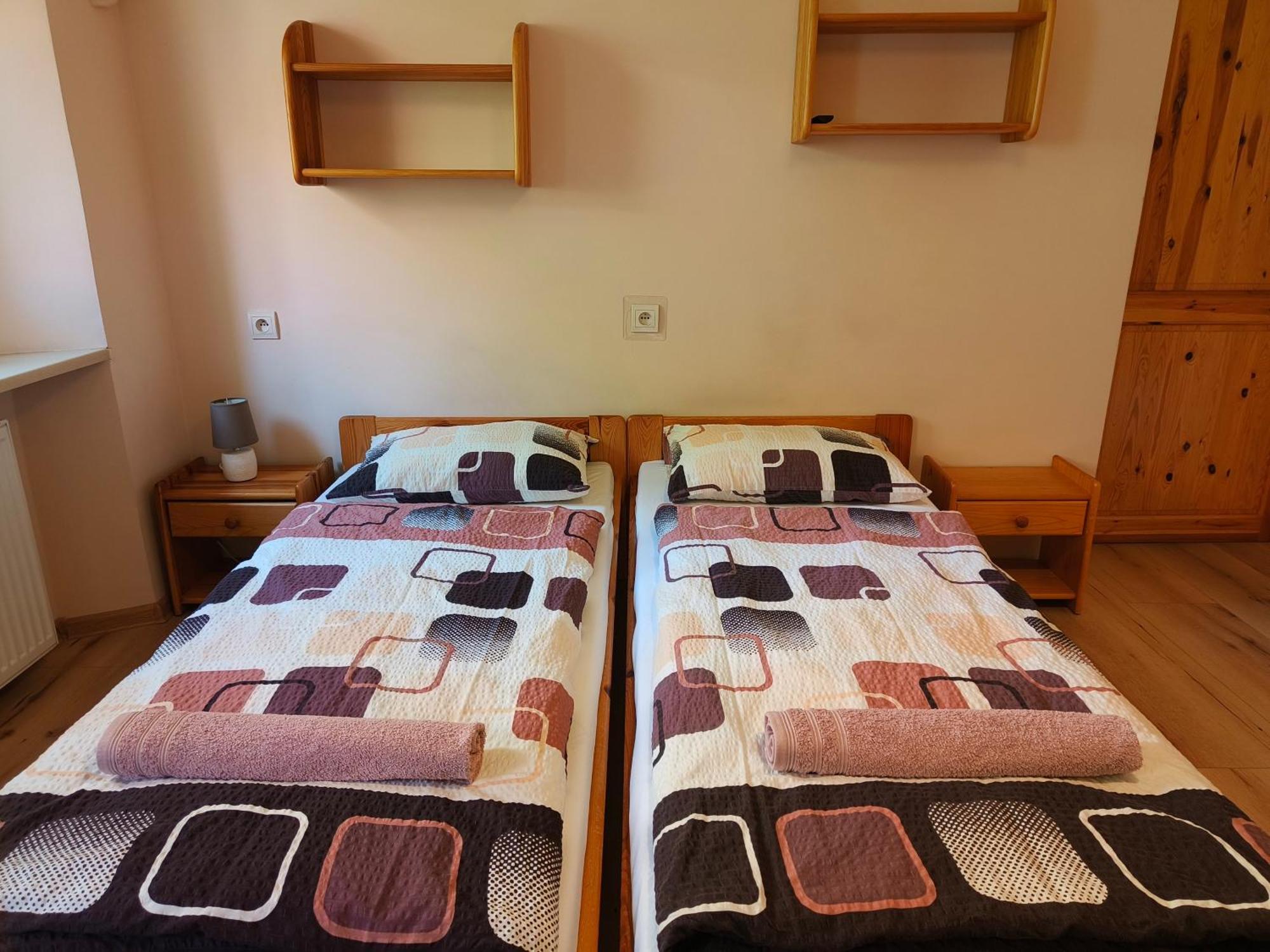 Apartamenty I Pokoje Goscinne "Wacus" Srebrna Góra Dış mekan fotoğraf